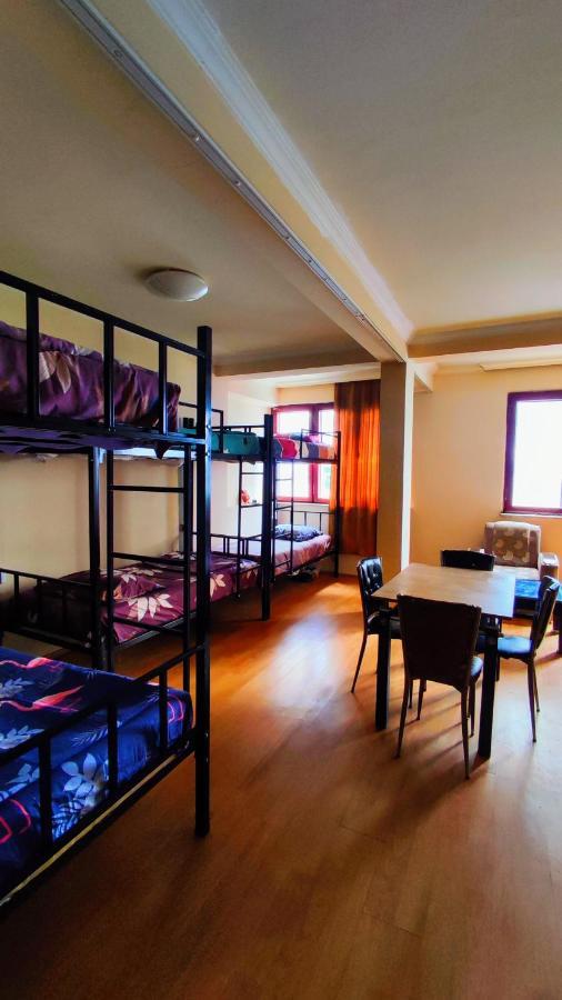 Masala Hostel 巴统 外观 照片